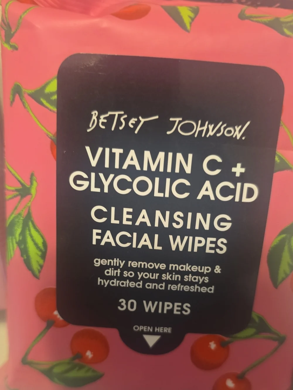 Beauty Bundle With Betsey Johnson Wipes - Picture 3 of 7